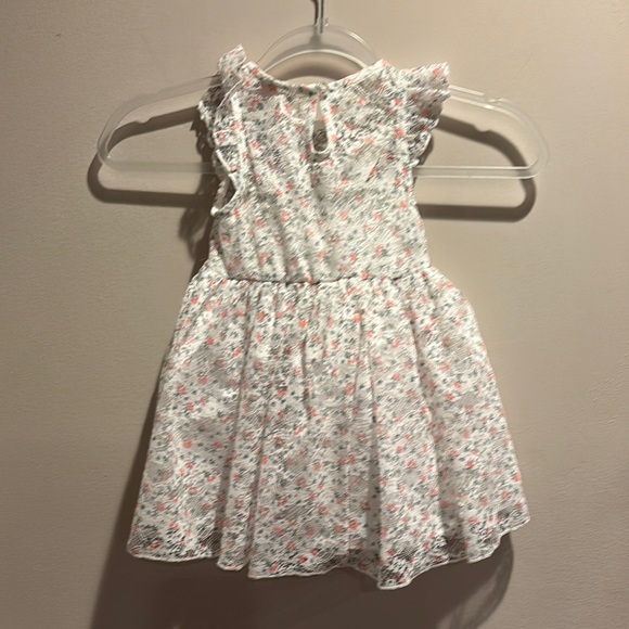 Red and White Sleeveless formal dress with Flutter Sleeves - Picture 5 of 6